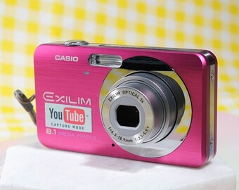 Vivid Pink Casio Exilim EX-Z80 | Tested 2000s vintage digicam with Handmade Beaded Charm