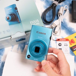 IXY DIGITAL 220 IS (純正レザーケース付) 極美品】Canon IXY DIGITAL