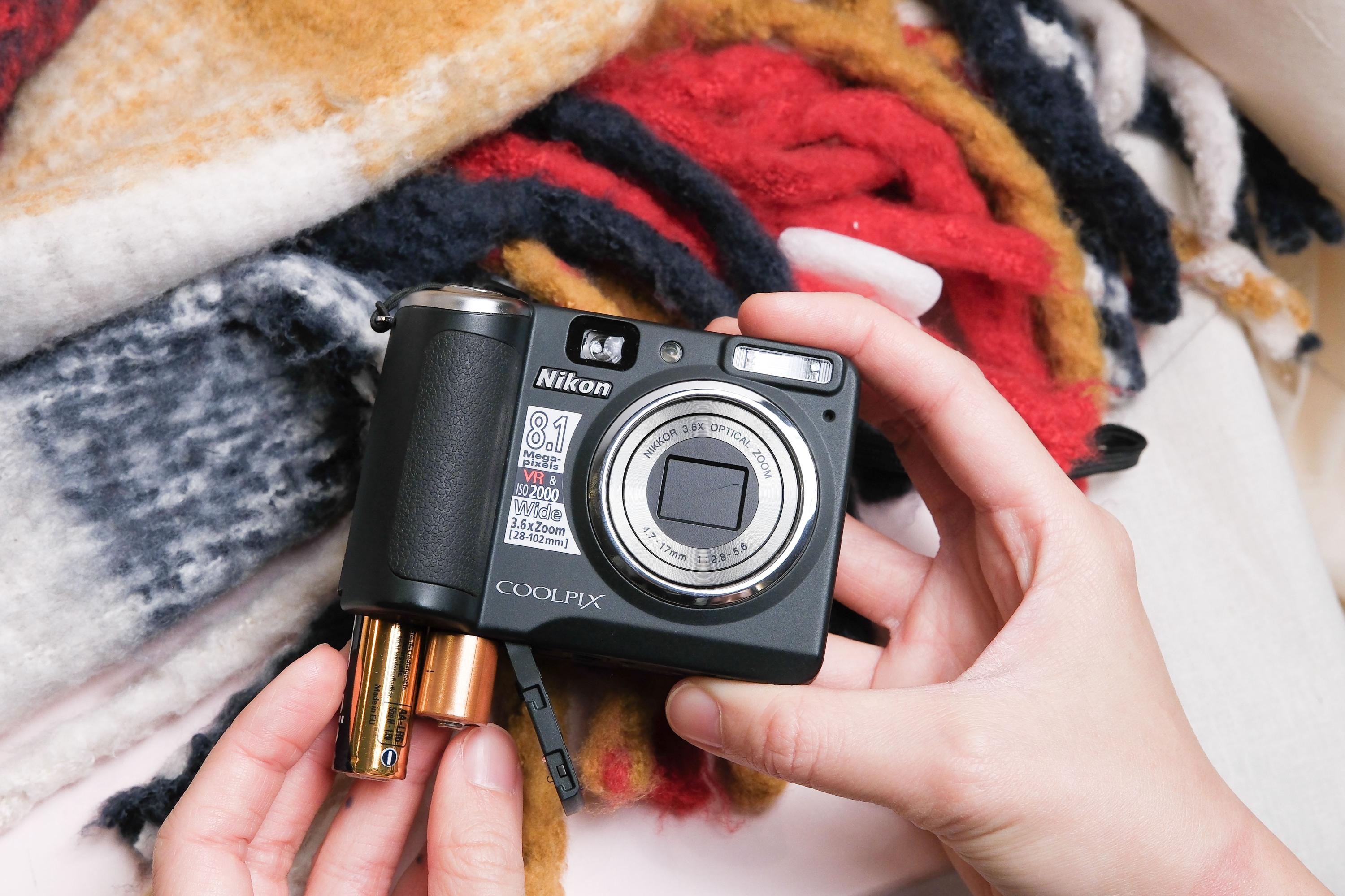 Nikon Coolpix P50 ブラック デジタルカメラ CCD レトロデジカメ