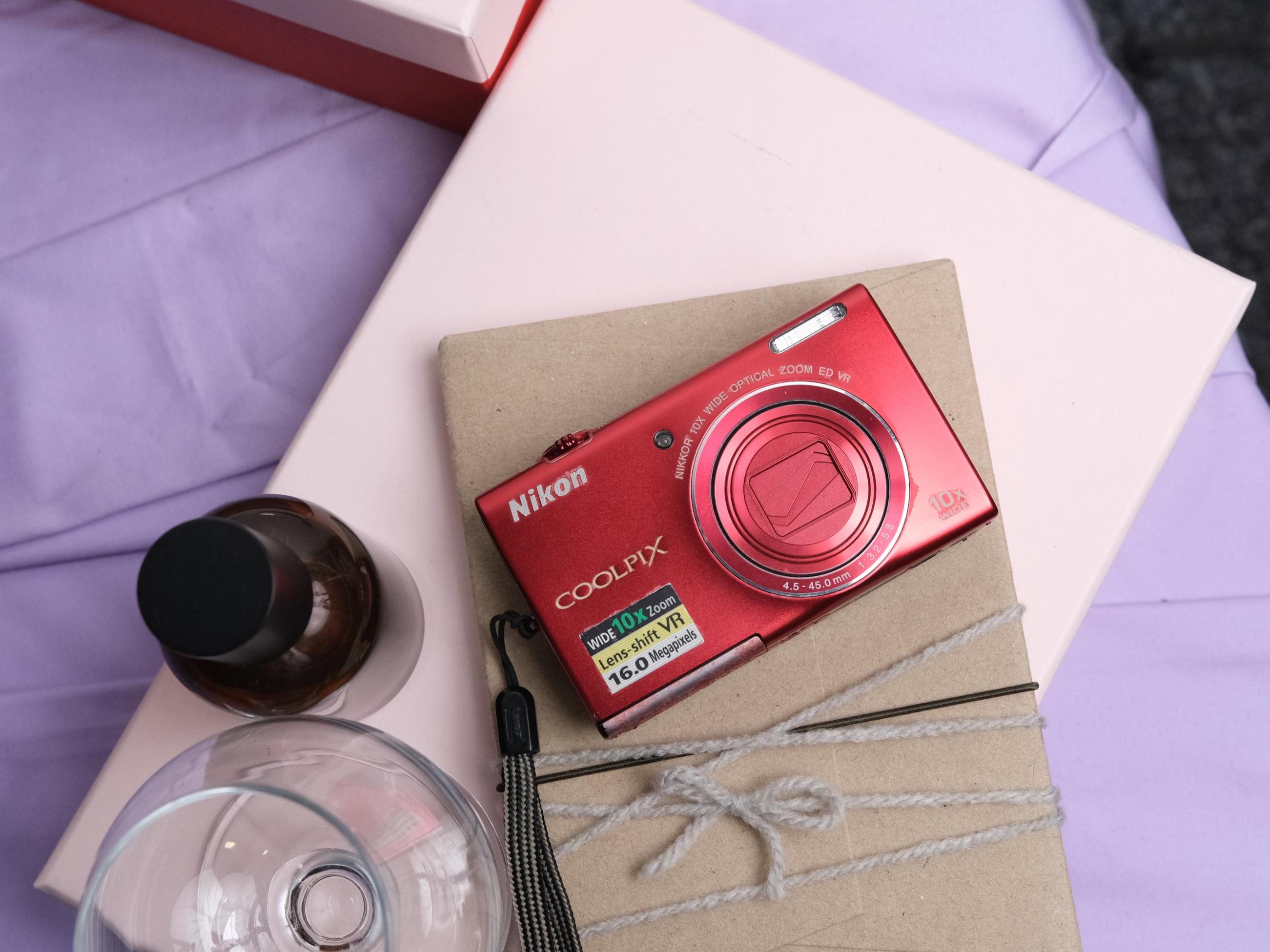 デジカメ ニコン クールピクス S4100 ルージュレッド Amazon.com : Nikon COOLPIX S4100 14 MP Digital Camera with