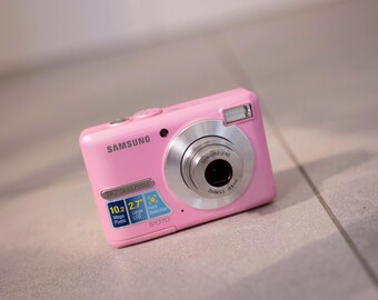 Canon Digital IXUS 80 is - Y2K Digicam - 8 Mp - Pink - Fully