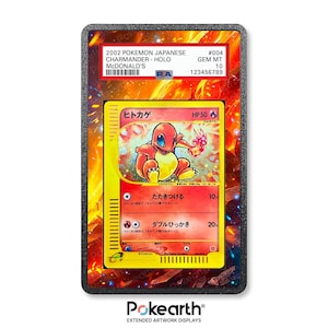 Op de afbeelding: Een ingelijste Pokémon-ruilkaart met Charmander. De kaart komt uit de Japanse McDonald's-set uit 2002 en is beoordeeld met GEM MT 10. De kaart heeft een geel en rood ontwerp met Japanse tekst en een Charmander-illustratie.