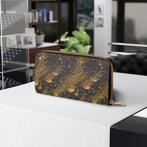 Portafoglio con cerniera Meduse nere e dorate - Elegante borsa cosmica, design Meduse dorate, piccolo accessorio vegano, regalo Dark Ocean