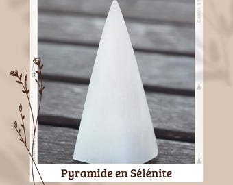 Pirâmide de selenita