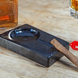 Handgefertigter Marmor-Zigarrenaschenbecher - Schwarzer Marmor-Aschenbecher für Männer, eleganter Outdoor-Aschenbecher, einzigartiges Geschenk für ihn, luxuriöses Zigarrenzubehör