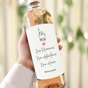 New Home Wine Label, Umzug in ein neues Haus, Einweihungsgeschenk, neuer Hausbesitzer, Herzlichen Glückwunsch Freunde als erstes Haus, Makler Geschenk für Kunden