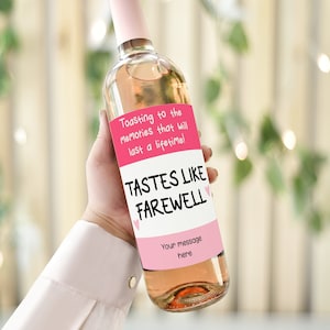 Etykieta na wino Tastes Like Farewell Custom, etykieta na butelkę wina, prezent dla niej na nową pracę, awans w pracy, prezent pożegnalny, naklejka na prezent na pożegnanie