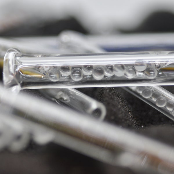 POINTE DE FILTRE EN VERRE - TerpPearls - avec des perles de verre à l'intérieur