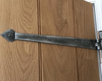 Arrow End T Hinges Pewter