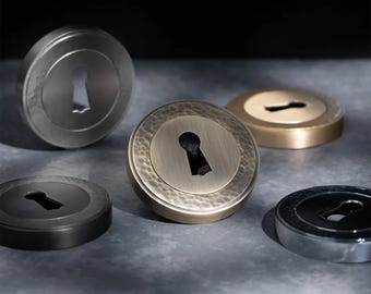 Hammered Brass Escutcheon – British Standard Design