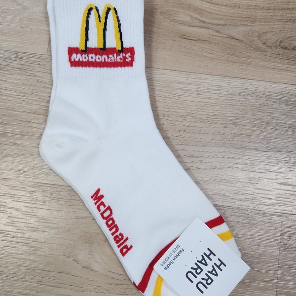 Jolies chaussettes coréennes McDonald's !