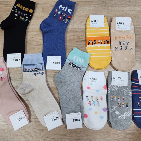 Chaussettes BTS à pixels ! Collection de chaussettes ULTIME ! Mv BTS Merch, cadeau pour l'armée, Bangtan Boys