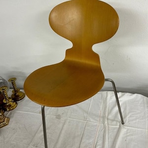 Original Arne Jacobsen Fritz Hansen Chair!