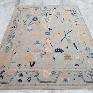 Hand-Knotted Oushak Wool Rug 6x9: Pastel Floral Medallion