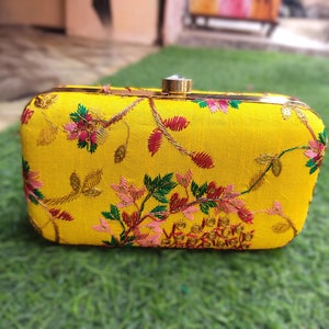 Bolso de mano para fiesta de noche con diseño de bordado amarillo, bolso de mano para mujer, bolso de mano para boda, muchos colores disponibles, bolsas de regalo de recuerdo, regalo para ella