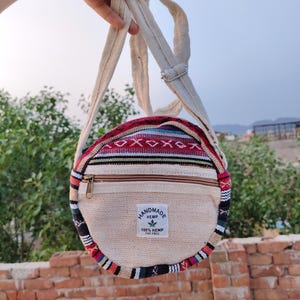 Hemp round Shoulder Bag Purse with zipper, Travel Gift, Sling bag, Makeup Bag, Coin Purse, Hemp Wallet, lightweight hemp purse, gift for her