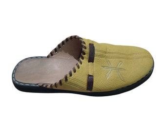 Comfortable Amazigh handmade organic leather men slippers, Amazigh moroccan handmade shoes, Moroccan Handmade Babouche made by craftsman