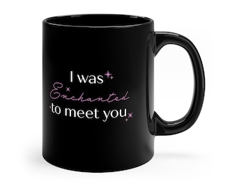 Taza de cerámica negra encantada de 11 oz