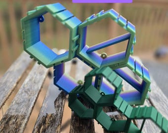 3D Printed Hexagon enrichment climber for hermit crabs - Hive - Cubby