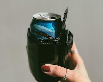 Külwap™ Can Cooler Wrap Wallet | Can Cooler Sleeve w/ Stash Pocket | Beach Can Holder | Insulated Can Cooler  Vegan Leather | Black