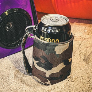 Külzee™ Handle Can Cooler | Can Cooler Sleeve | Beer Can Coolers | Beach Can Holder | Insulated Can Cooler | Recycled rPET | Camo image 3