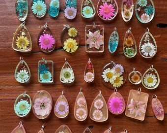 Floral necklace pendants