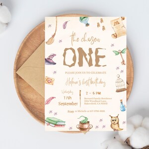 Invitación de primer cumpleaños de El Elegido, invitación editable de bruja que cumple 1 año, tema de hechicería y brujería, escuela de magia mágica, niña y niño