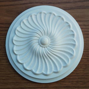 Protecteur mural pour butée de porte 47 : décoration murale (de 5 à 25,2 po. de diamètre)