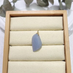 Lavender Free Shape Jadeite Pendant set in 18k Gold Buckle -Authentic Grade A Burmese Jadeite (翡翠). Certificate of Authenticity Included.