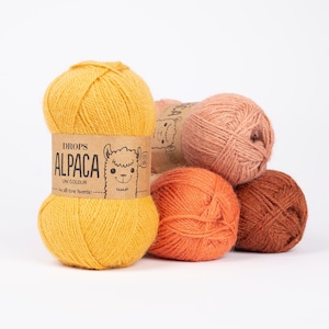 DROPS Alpaca pure wool yarn, Premium wool for socks mittens sweaters or hats, Sport weight yarn 50g, Craft supplies for crochet and knitting