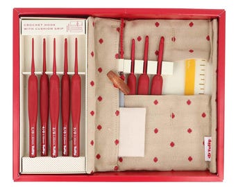 Tulip Etimo Red Crochet Hook Set, 8 Ergonomic Crochet Hooks 1.8mm to 5mm with Case and Accessories