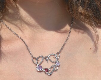 Heart of thorns necklace Silver (Garnet and Pink)