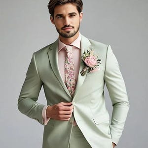 Sage Green Men&#39;s Suit: Slim Fit Wedding Suit