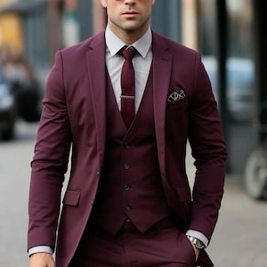Burgundy men Notch Lapel 3 piece suit, Business suit, occasion - Wedding Groom and Groomsmen engagement Prom party wear suit, Formal suit