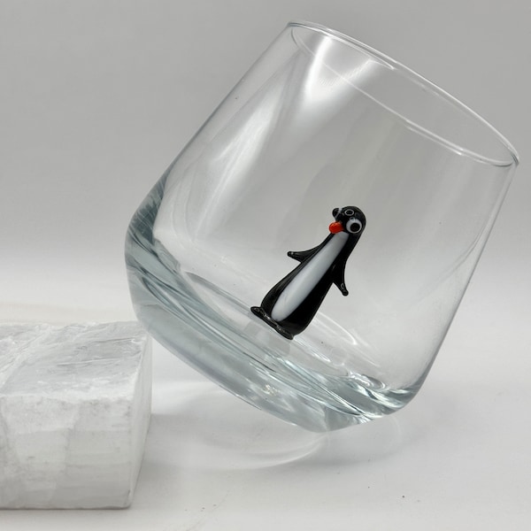 Drinking Murano Glass with Penguin Figurine Engraved Wine Glass Wine Lover Gift Funny Wine Glass Wine Gifts Stemless Wine Glass