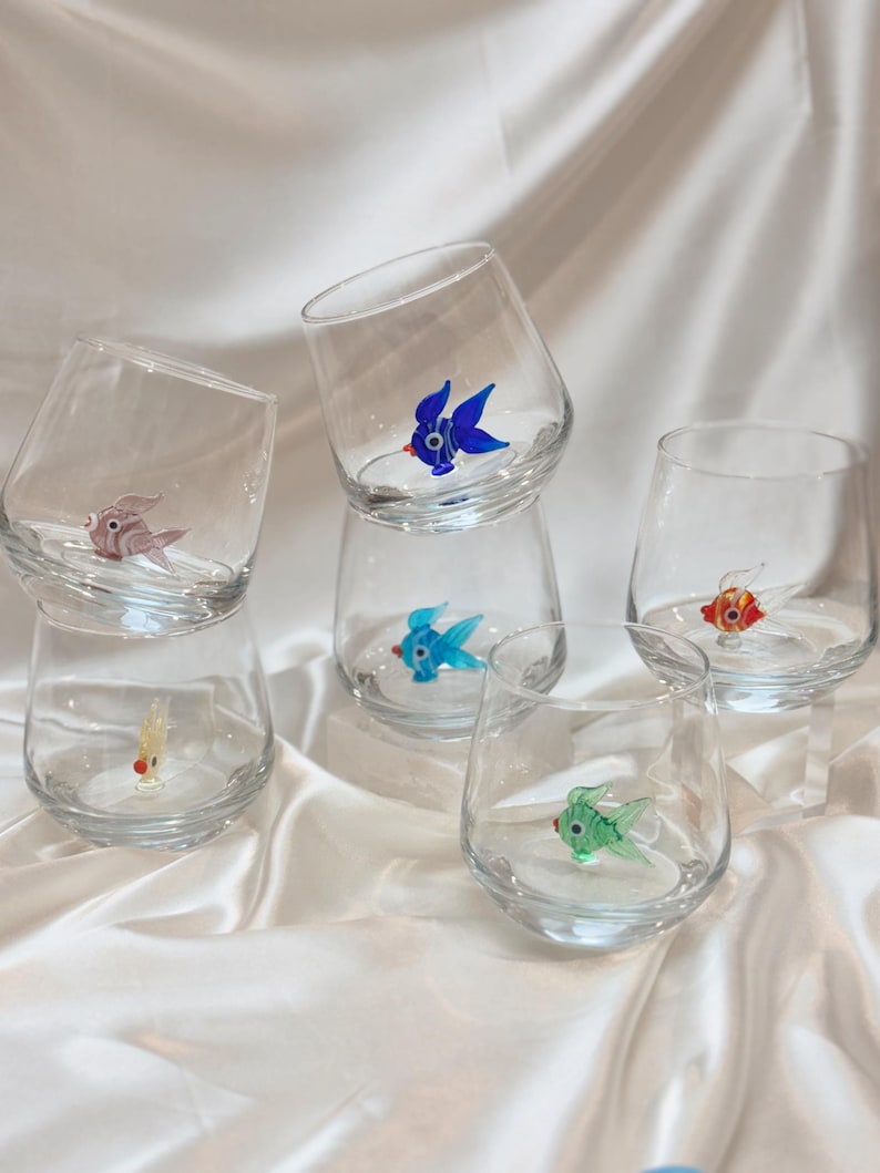 Colorful Fish Murano Wine Glass - Fish Figurine Glass, Fish Stemless Wine Glass, Ocean Glass Cup, Beach Decor, Nautical Gift, Handmade Glass