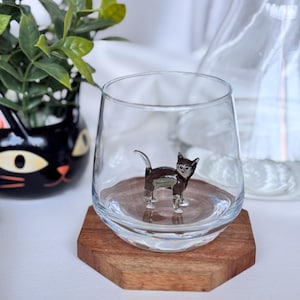 Cat Figurine Glass Cup | Murano Wine Glass | Stemless Wine Glass | Cat Lover Gift | Handmade Glassware | 3D Cat Cup | Barware Gift image 3