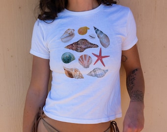 Seashell Baby Tee Y2K Mermaidcore Baby Tee Coconut Girl Aesthetic Collage Seashell Shirt Italian Girl Summer Crop Top Shells Baby Tee
