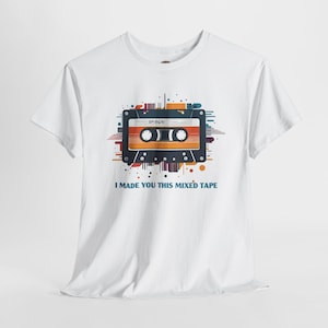 Retro T-shirt met gemengde tape, perfect cadeau voor muziekliefhebbers, casual streetwear, T-shirt vintage stijl, katoenen uniseks shirt, creatief cadeau.