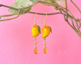 Pendientes hawaianos de verano con mango. Joyería hawaiana. Hechos con arcilla polimérica.
