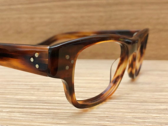 Rare Find Authentic Vintage Oliver Peoples OV 516… - image 2