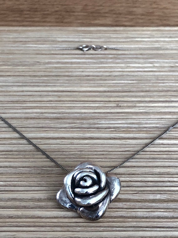 Silver Vintage Rose Flower Pendant Necklace,  20"… - image 2