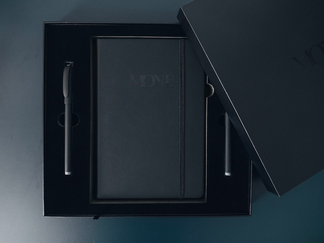Black Hardcover Journal Gift Set, A5 Notebook With Gold and Silver Pens ...