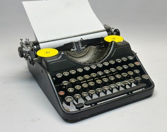 1945年製ヴィンテージコンチネンタルタイプライター：ガラスキー