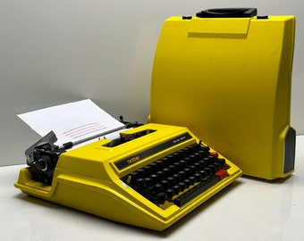 Brother Deluxe 220 Typewriter (1986) – QWERTY – Made in Japan