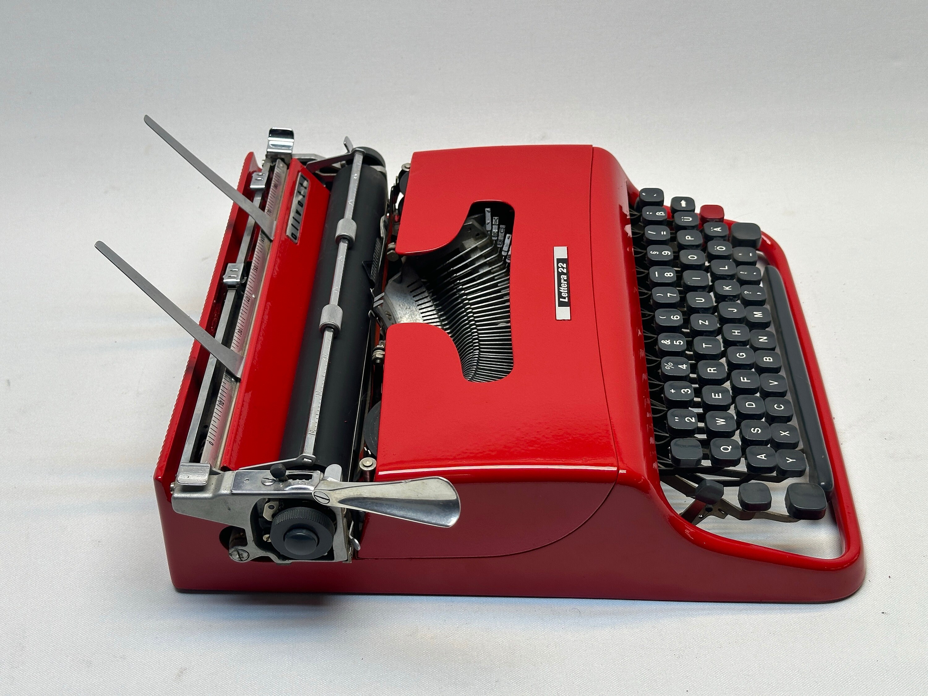 Olivetti Lettera 32 タイプライター グリーン系 ヴィンテージ Olivetti Lettera 32 Original Green Vintage Manual Typewriter