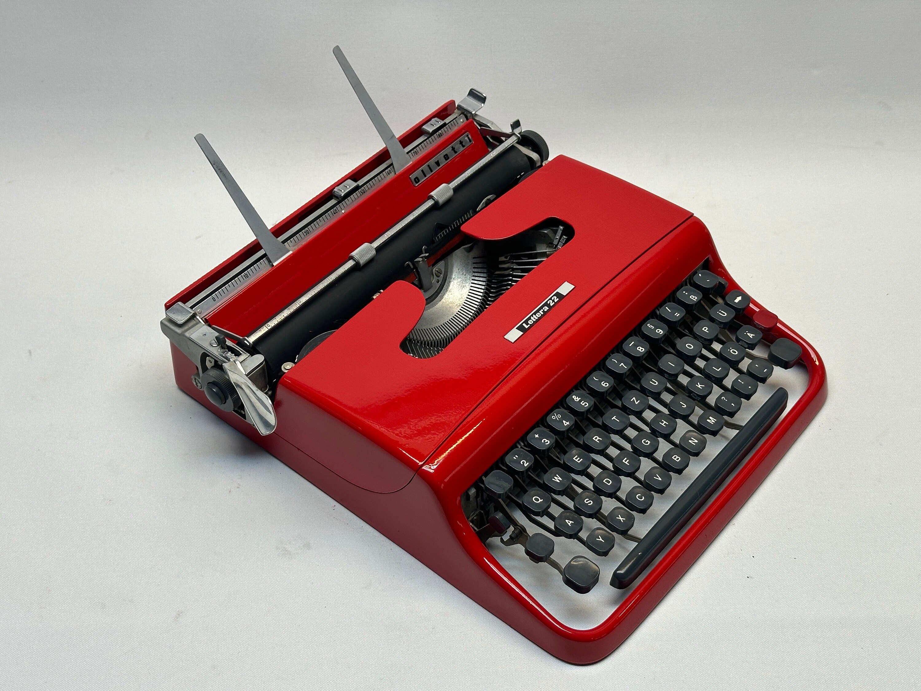 Olivetti Lettera 32 タイプライター グリーン系 ヴィンテージ Olivetti Lettera 32 Original Green Vintage Manual Typewriter
