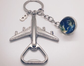 Airplane bottle opener, gift for travel enthusiasts, metal airplane, airplane, world map, pilots, customizable