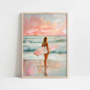 Cuadro de pared con chica surfista rosa y azul de Coquette Coastal, decoración de pared con tabla de surf, impresión de pared con playa al atardecer, decoración de pared de dormitorio, decoración de apartamento