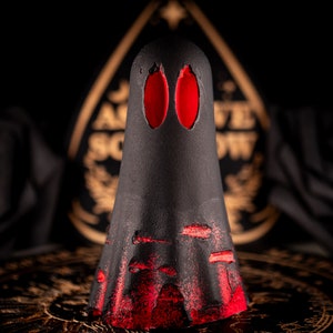 Adopt a Ghost - Lucy - Horror Collection Ghost - Matlock Ghost Emporium